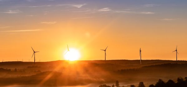 Gewinner der Energiewende: W&auml;hrend Nordex und Siemens Energy schon recht teuer sind, kann der &bdquo;Nachz&uuml;gler&ldquo; AHT Syngas Technology noch viel Freude bereiten!